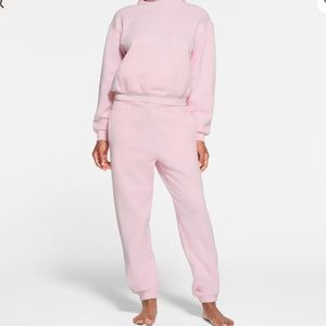 SKIMS cherry blossom classic jogger
